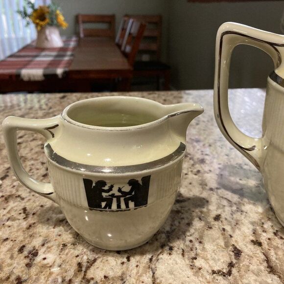 Hall's Vintage Silhouette Teapot with Creamer and Sugar including lids - Picture 4 of 14